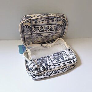 Travel Toiletry Hanging Bag with Mesh